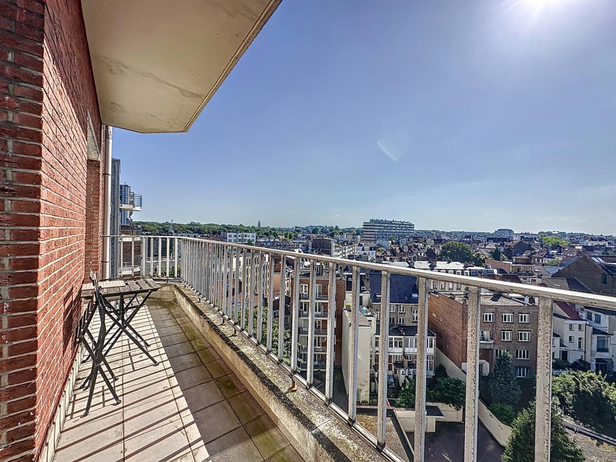 Cambre/Louise : Somptueux appartement  avec terrasse