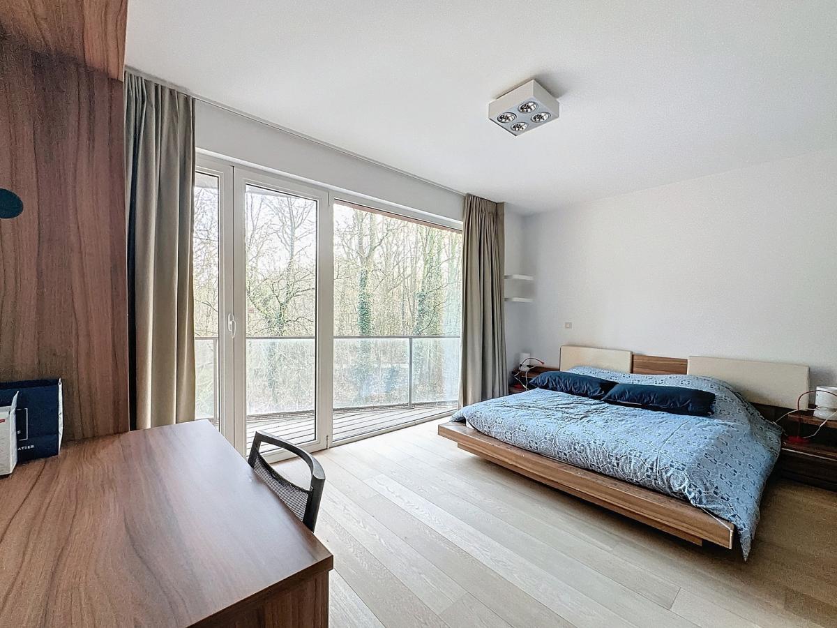 BDC/Montjoie : Superbe appartement meublé et moderne