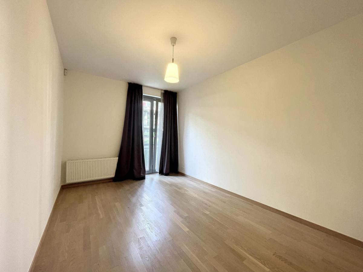 Arsenal/VUB : Bel appartement 2 chambres + terrasse 