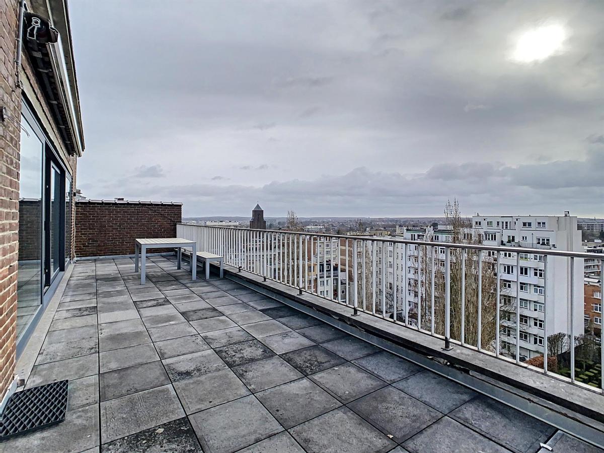 Roosevelt : Superbe penthouse avec grande terrasse