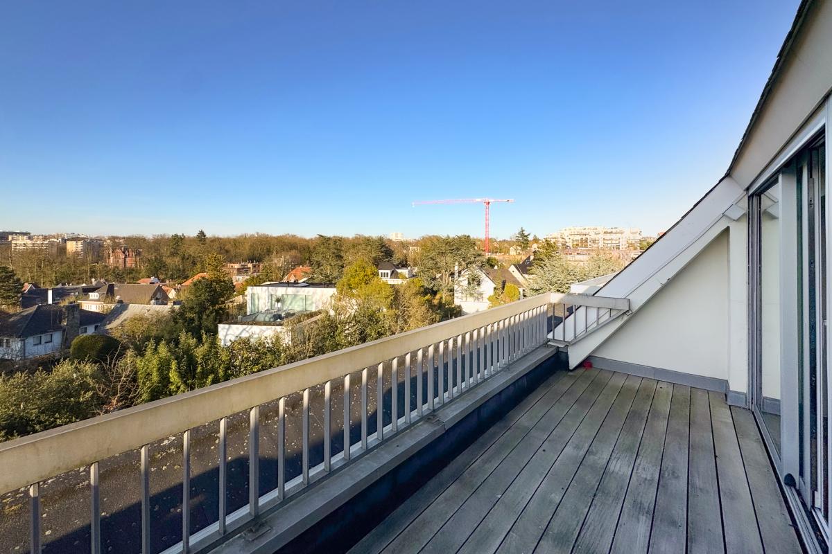 Wolvendael : Magnifique penthouse 3 chambres + 8 terrasses 